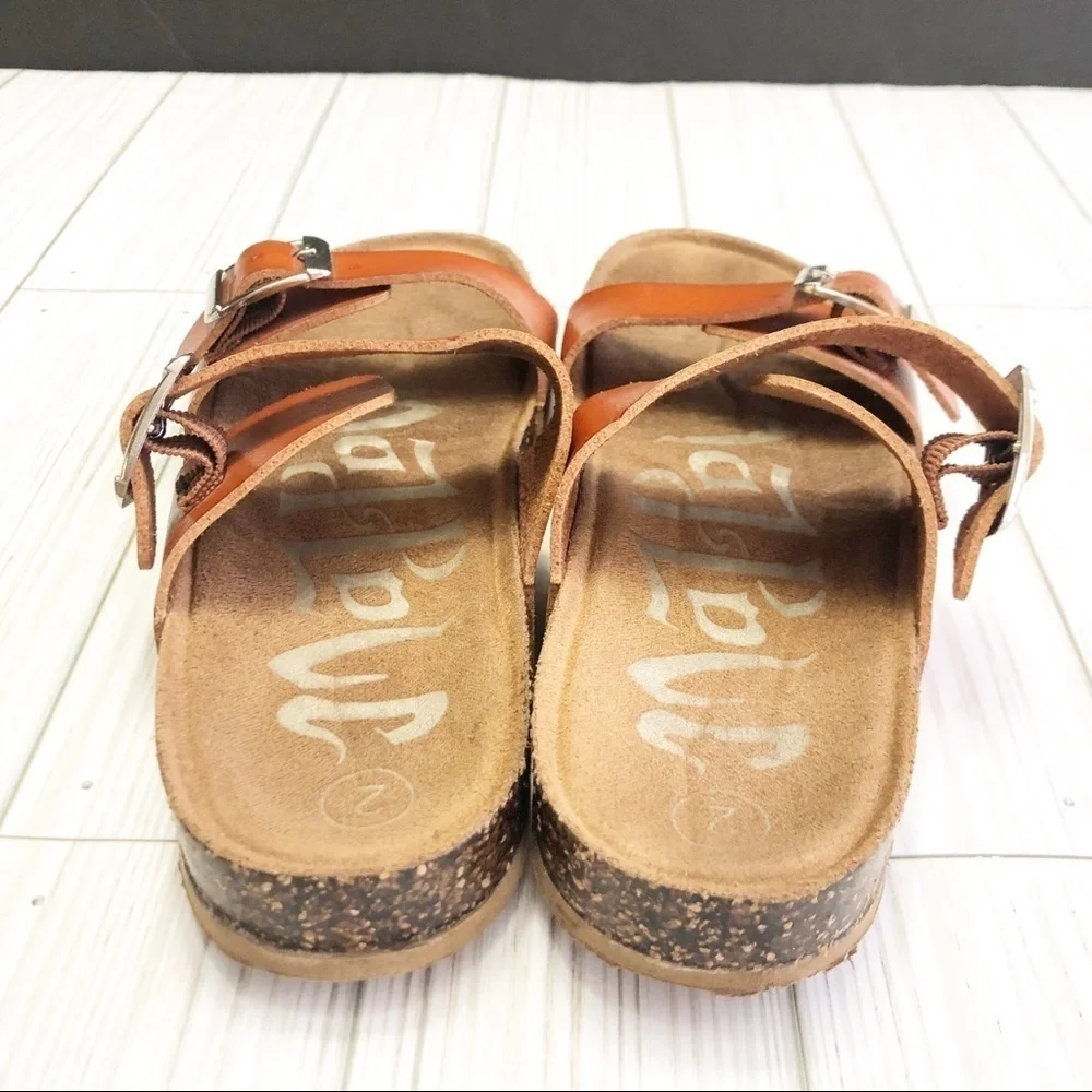 🌸🌼EUC Girls Mad Love Footbed Sandals - Picture 4 of 8